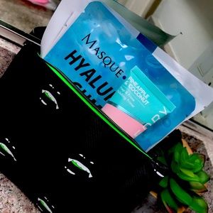 Fresh out of the spa beauty bag 💕